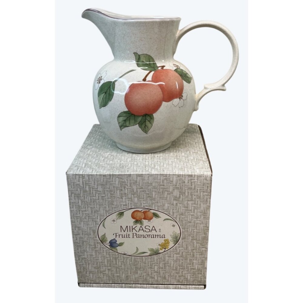 NIB Mikasa Country Classics DC014/727  Fruit Panorama 32 Ounce Pitcher